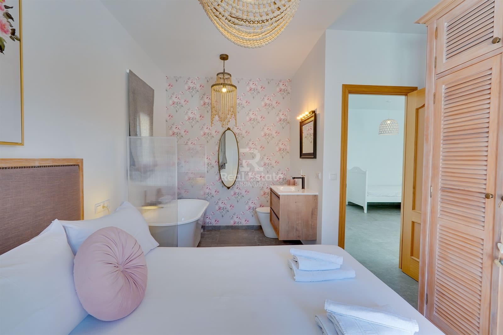 2 makuuhuone Huvila vuokrattavana paikassa Torrox mukana uima-altaan 
autotalli - 2 000 € (Ref: 9180636)