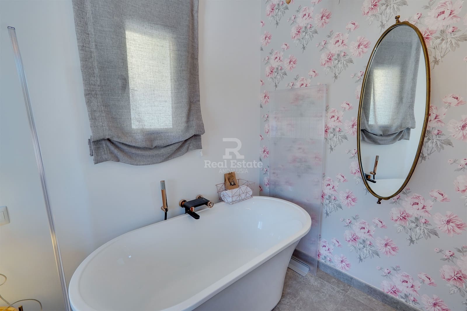 2 makuuhuone Huvila vuokrattavana paikassa Torrox mukana uima-altaan 
autotalli - 2 000 € (Ref: 9180636)