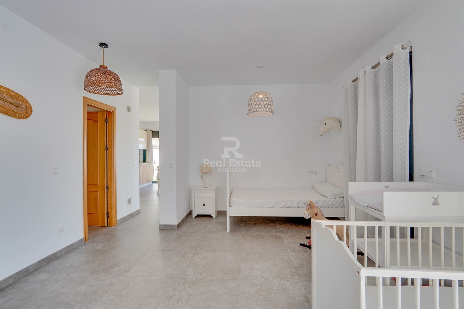 2 makuuhuone Huvila vuokrattavana paikassa Torrox mukana uima-altaan 
autotalli - 2 000 € (Ref: 9180636)