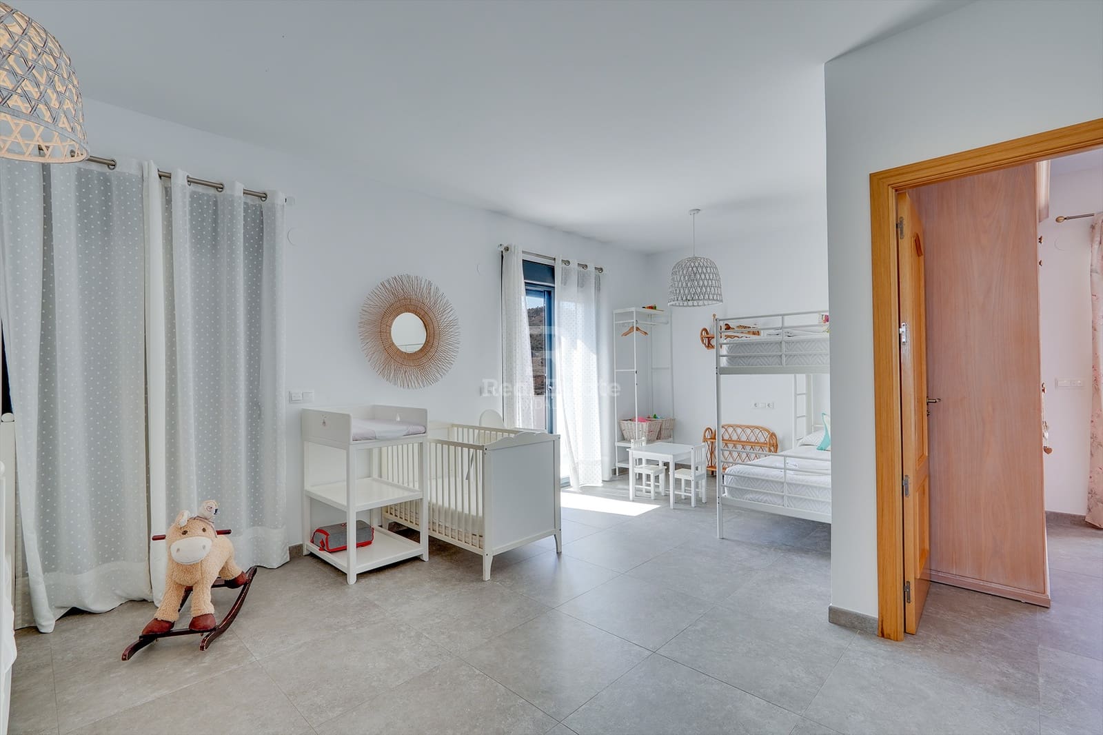 2 makuuhuone Huvila vuokrattavana paikassa Torrox mukana uima-altaan 
autotalli - 2 000 € (Ref: 9180636)