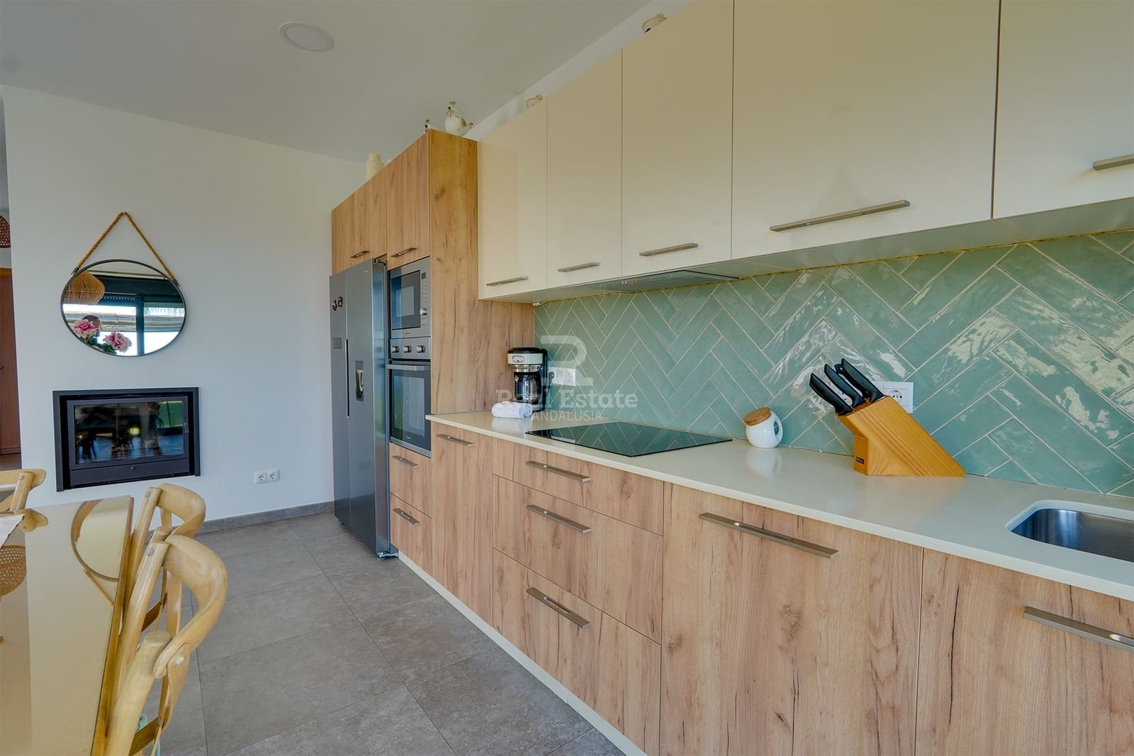 2 makuuhuone Huvila vuokrattavana paikassa Torrox mukana uima-altaan 
autotalli - 2 000 € (Ref: 9180636)