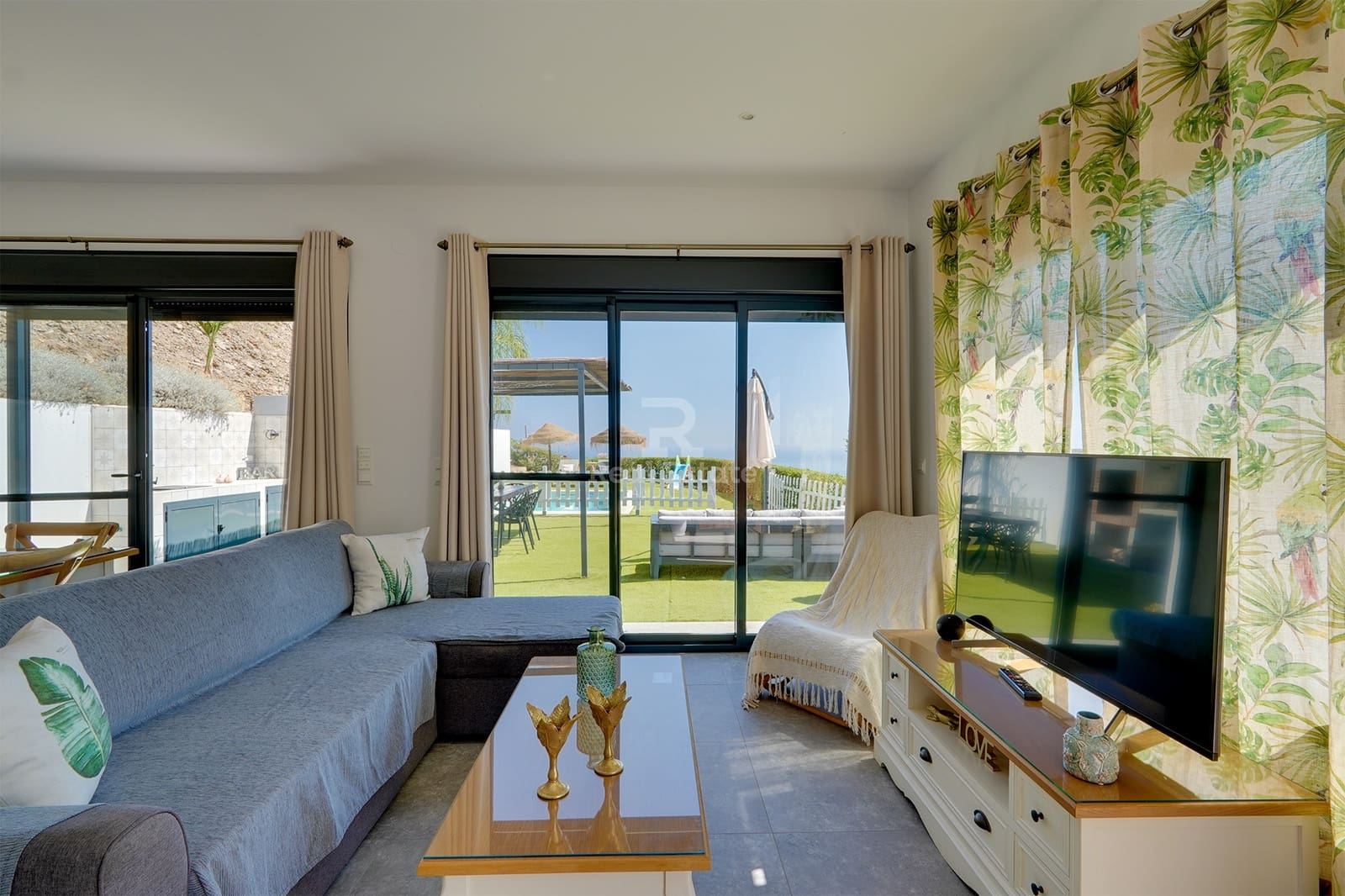 2 makuuhuone Huvila vuokrattavana paikassa Torrox mukana uima-altaan 
autotalli - 2 000 € (Ref: 9180636)