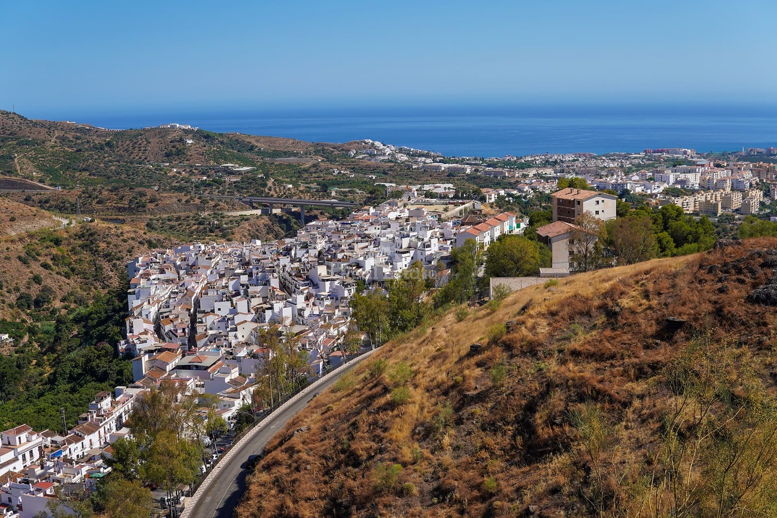 2 makuuhuone Huvila vuokrattavana paikassa Torrox mukana uima-altaan 
autotalli - 2 000 € (Ref: 9180636)