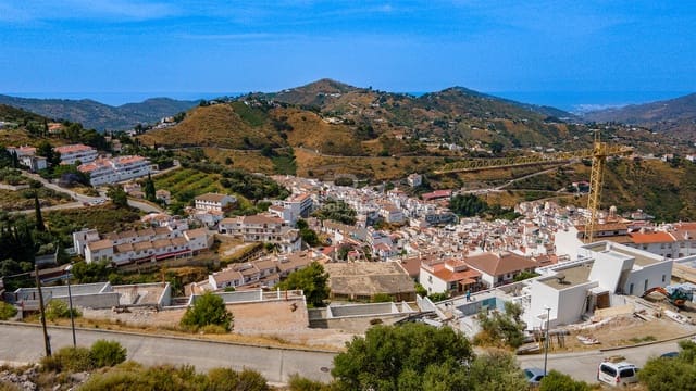 3 makuuhuone Huvila myytävänä paikassa Cómpeta mukana uima-altaan 
autotalli - 500 000 € (Ref: 9251576)