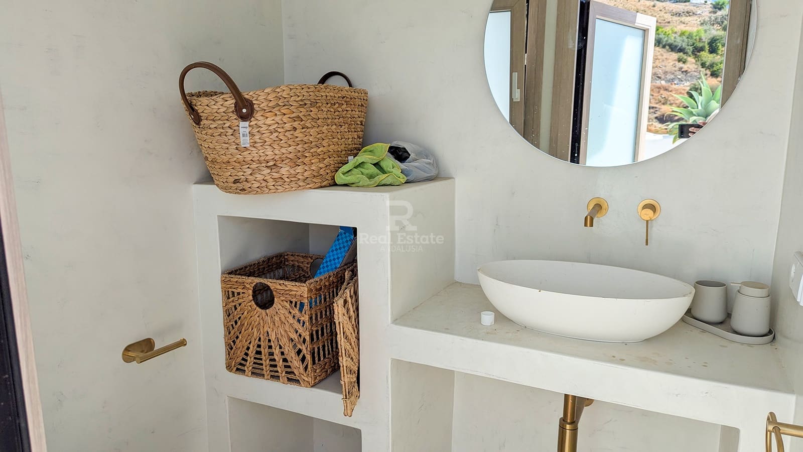 2 soveværelse Villa til leje i Competa med swimmingpool garage - € 2.200 (Ref: 9251577)