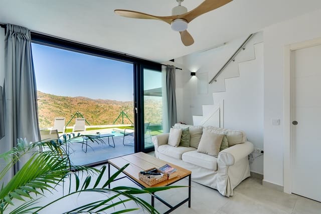 1 quarto Moradia para arrendar em Frigiliana com piscina garagem - 1 400 € (Ref: 9251578)