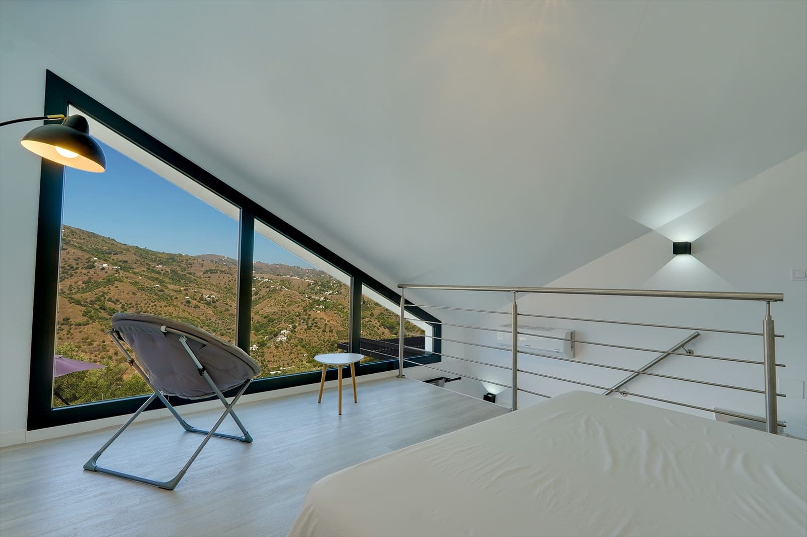 1 sypialnia Willa do wynajęcia w Frigiliana z basenem garażem - 1 400 € (Ref: 9251578)