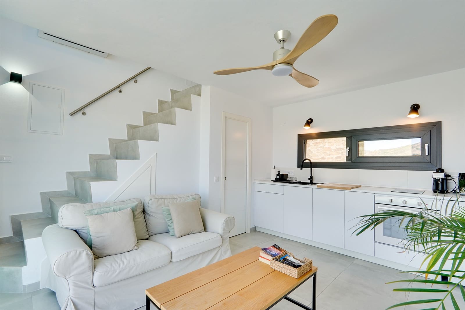 1 sypialnia Willa do wynajęcia w Frigiliana z basenem garażem - 1 400 € (Ref: 9251578)