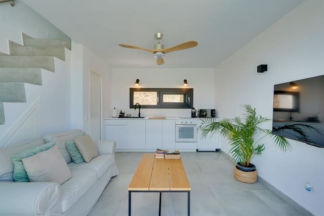 1 quarto Moradia para arrendar em Frigiliana com piscina garagem - 1 400 € (Ref: 9251578)