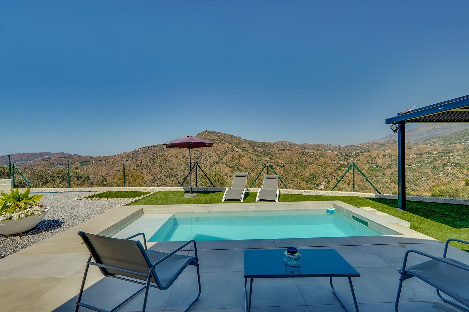 1 sypialnia Willa do wynajęcia w Frigiliana z basenem garażem - 1 400 € (Ref: 9251578)