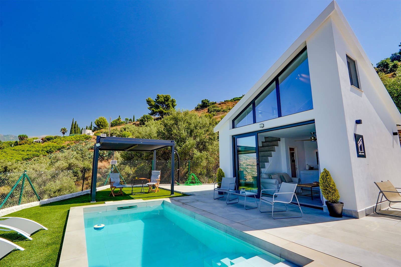 1 sypialnia Willa do wynajęcia w Frigiliana z basenem garażem - 1 400 € (Ref: 9251578)