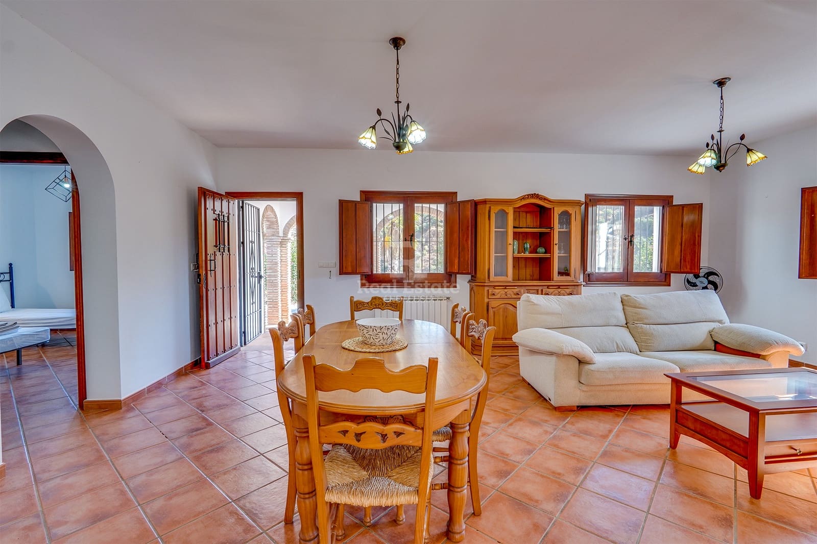 3 soveværelse Villa til salg i Archez med swimmingpool garage - € 349.000 (Ref: 9340252)