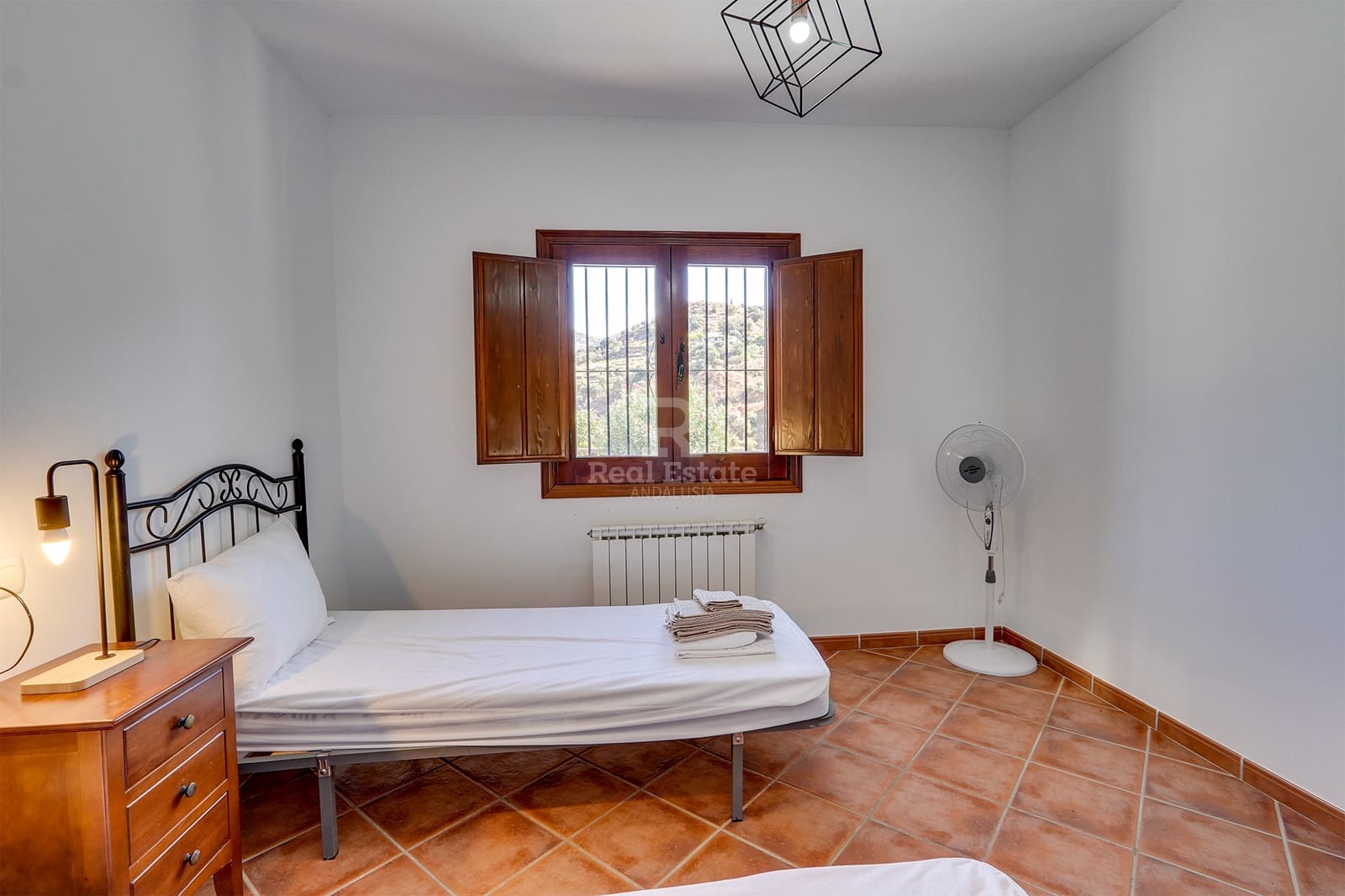 3 soveværelse Villa til salg i Archez med swimmingpool garage - € 349.000 (Ref: 9340252)