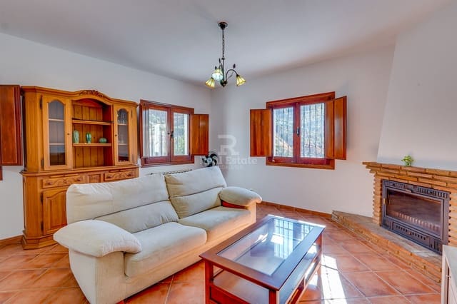 3 soveværelse Villa til salg i Archez med swimmingpool garage - € 349.000 (Ref: 9340252)