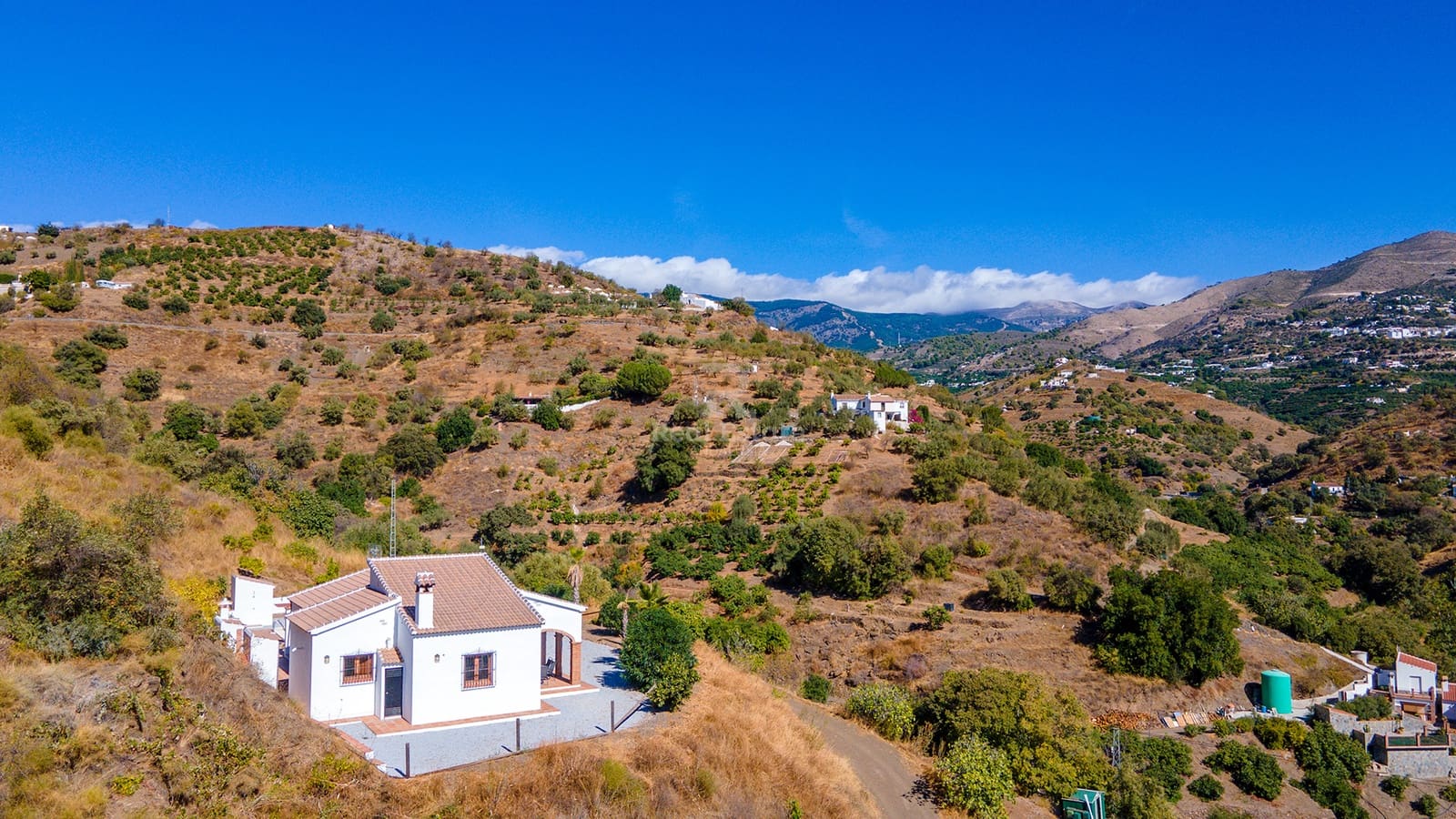 3 soveværelse Villa til salg i Archez med swimmingpool garage - € 349.000 (Ref: 9340252)