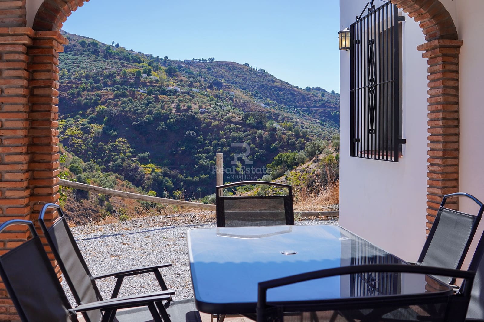 3 soveværelse Villa til salg i Archez med swimmingpool garage - € 349.000 (Ref: 9340252)