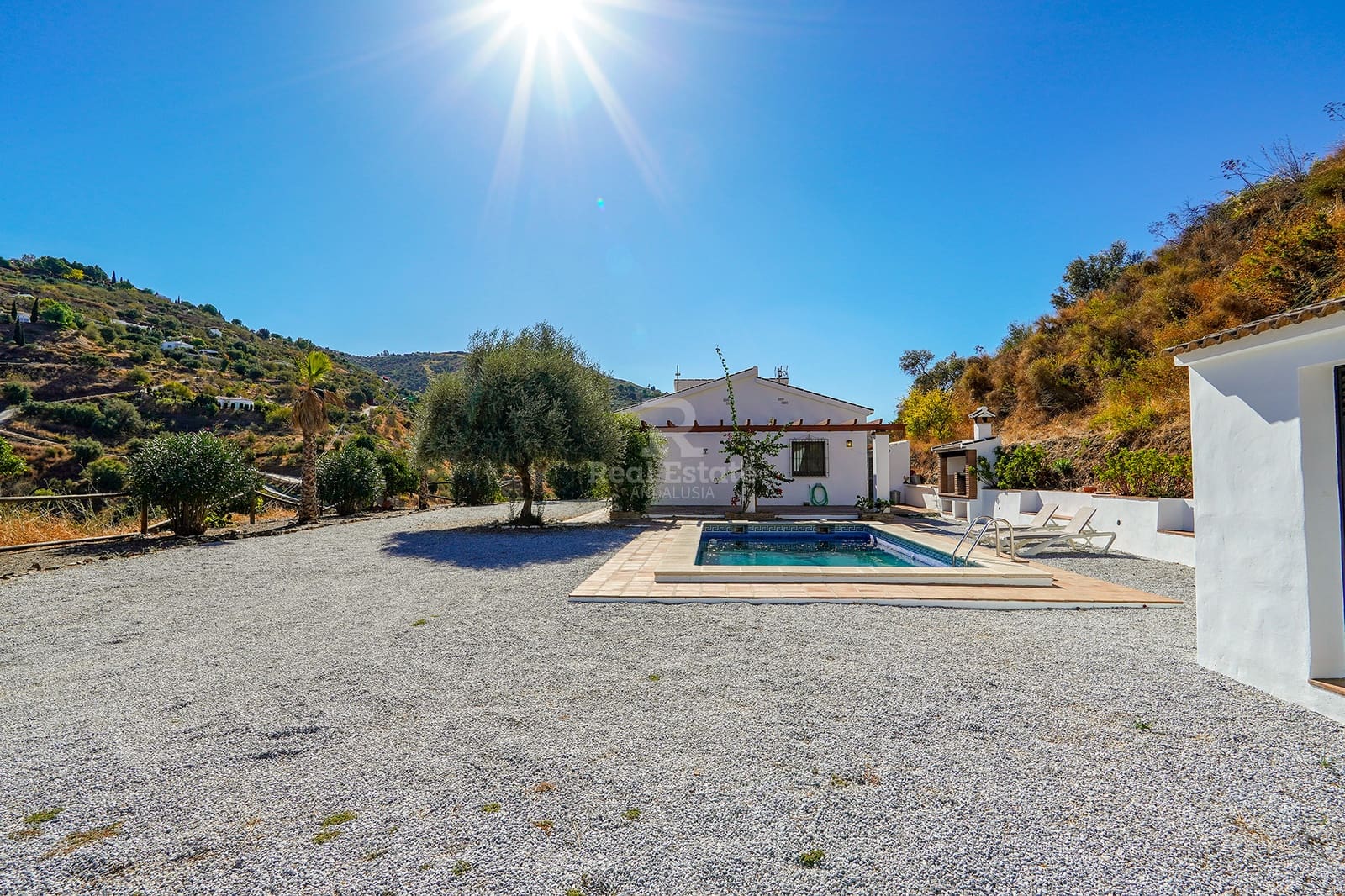 3 soveværelse Villa til salg i Archez med swimmingpool garage - € 349.000 (Ref: 9340252)