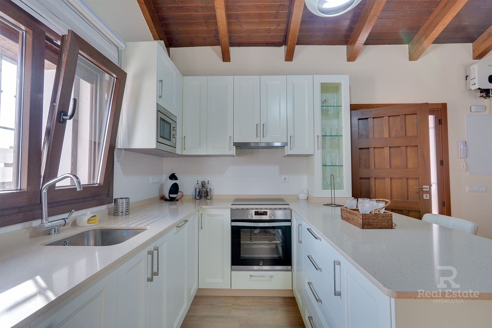 3 makuuhuone Huvila vuokrattavana paikassa Torrox-Costa mukana uima-altaan 
autotalli - 2 200 € (Ref: 9355319)