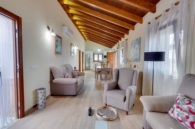 3 bedroom Villa for rent in El Morche, Torrox with pool garage - € 2,200 (Ref: 9355319)