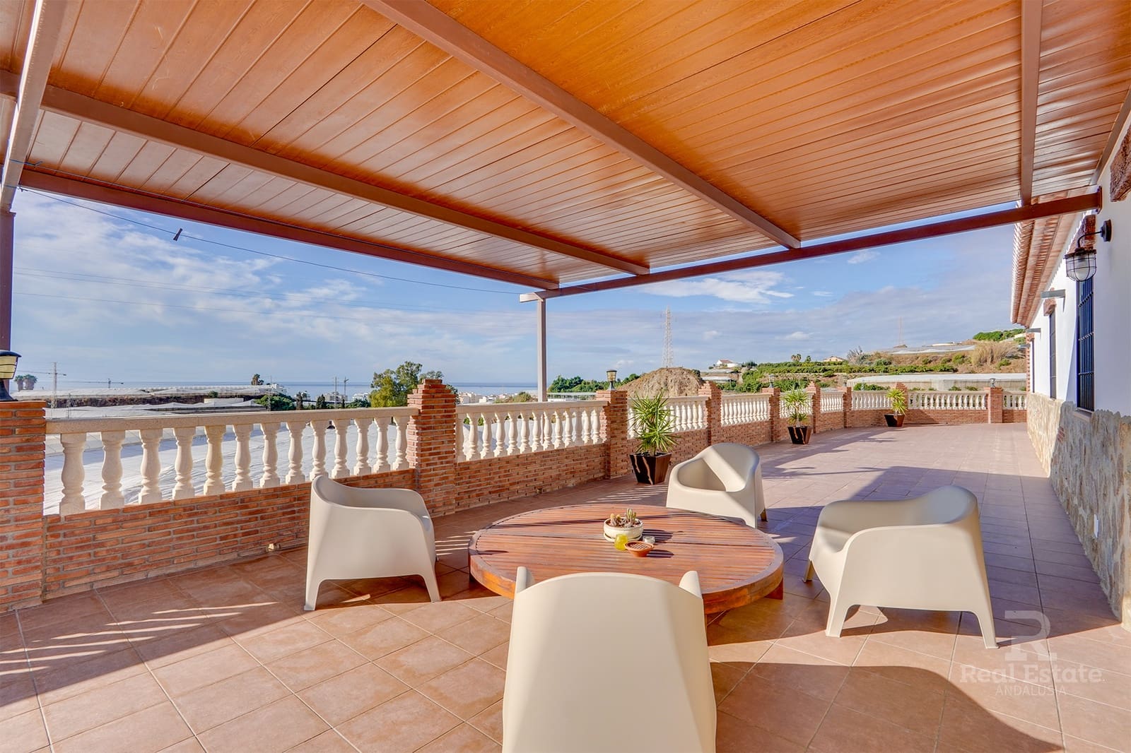 3 makuuhuone Huvila vuokrattavana paikassa Torrox-Costa mukana uima-altaan 
autotalli - 2 200 € (Ref: 9355319)