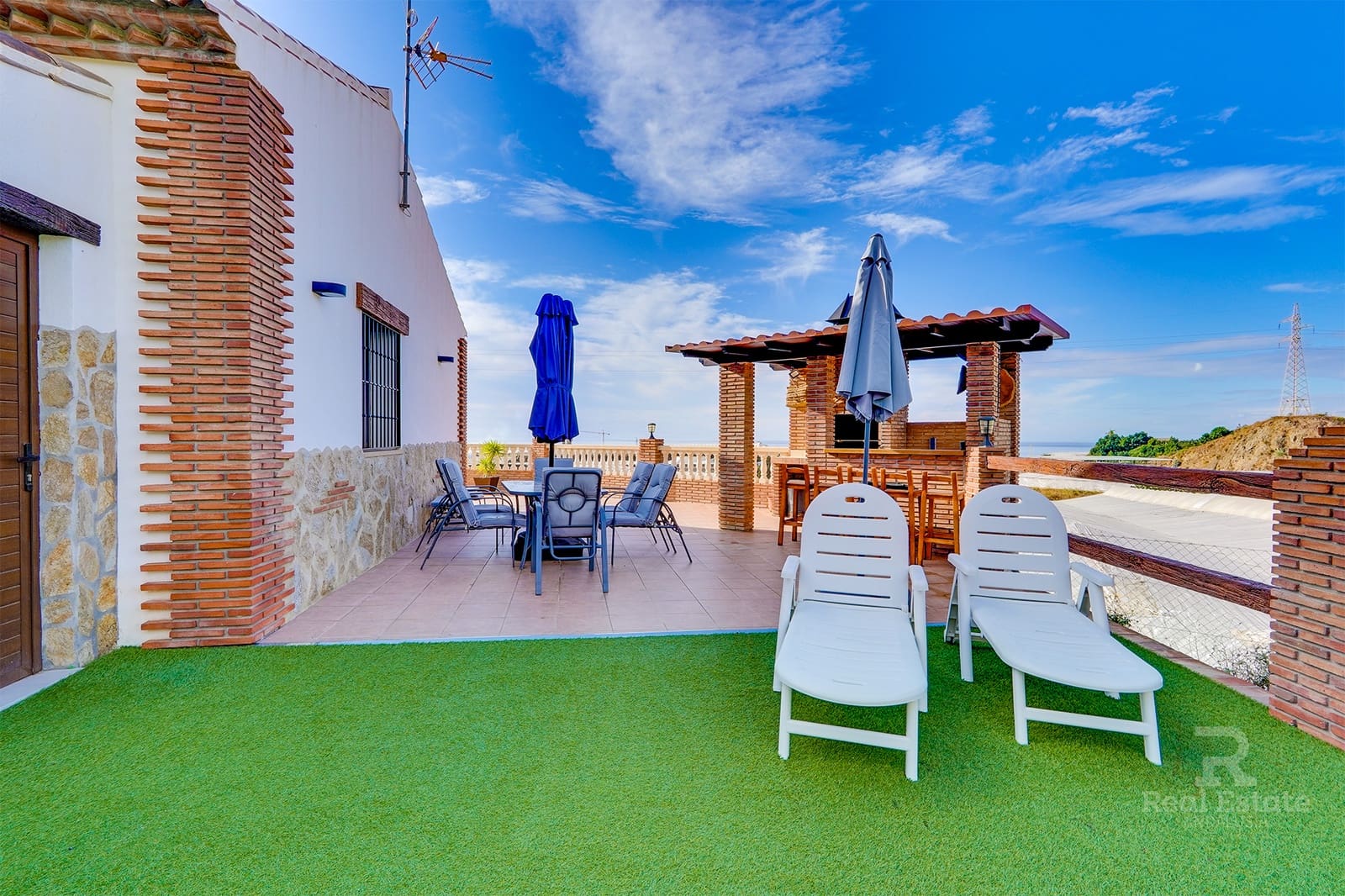 3 makuuhuone Huvila vuokrattavana paikassa Torrox-Costa mukana uima-altaan 
autotalli - 2 200 € (Ref: 9355319)