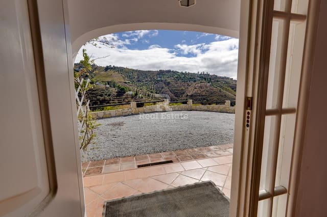 5 sypialnia Willa na sprzedaż w Cómpeta z basenem garażem - 399 950 € (Ref: 9360675)