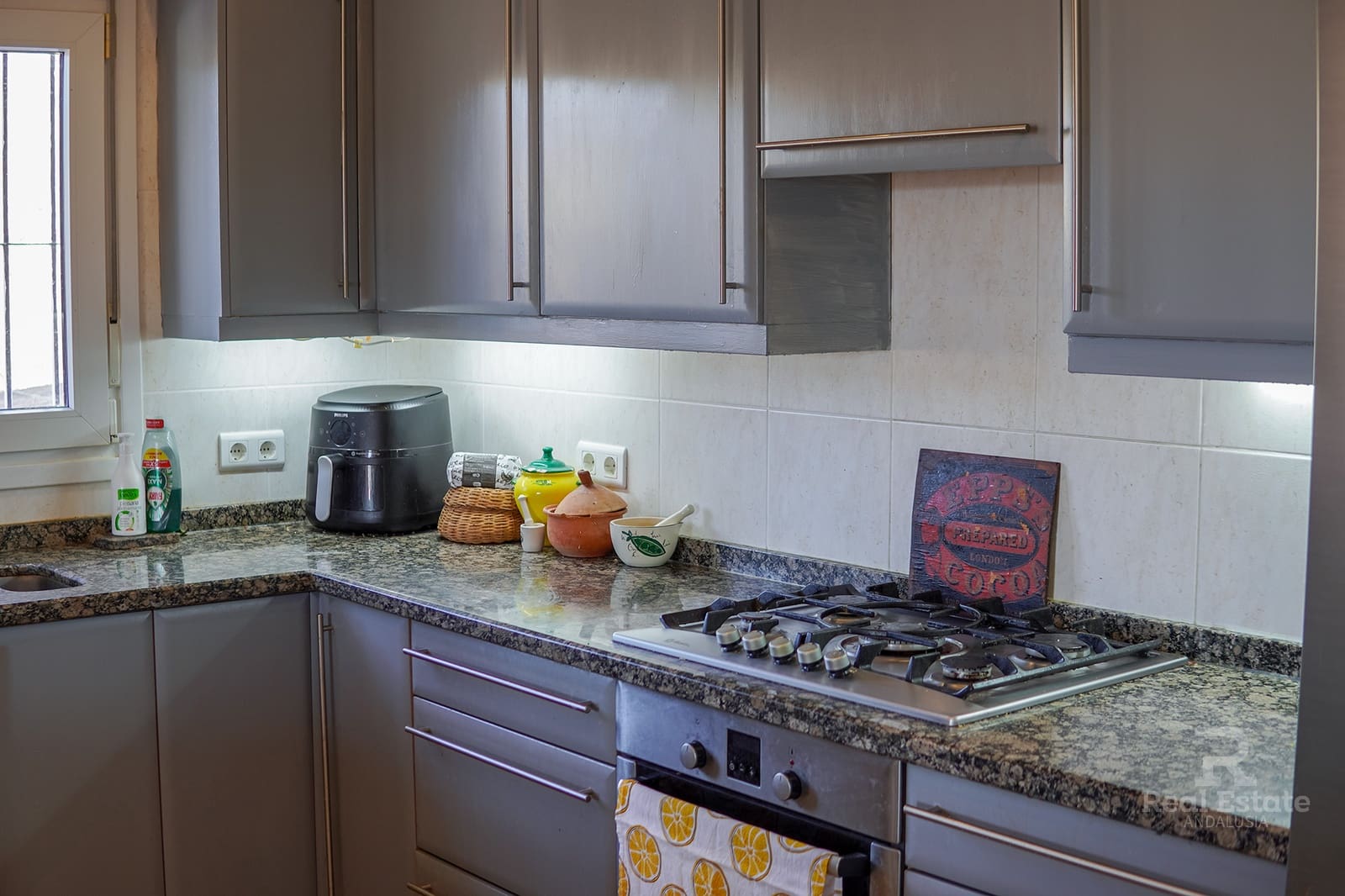 3 bedroom Villa for sale in Competa with pool garage - € 479,000 (Ref: 9395276)