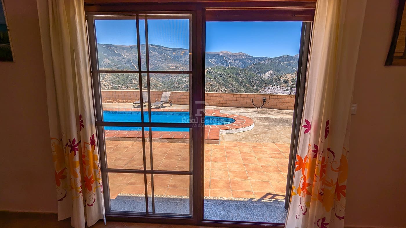 3 soveværelse Villa til leje i Archez med swimmingpool garage - € 1.000 (Ref: 9403489)