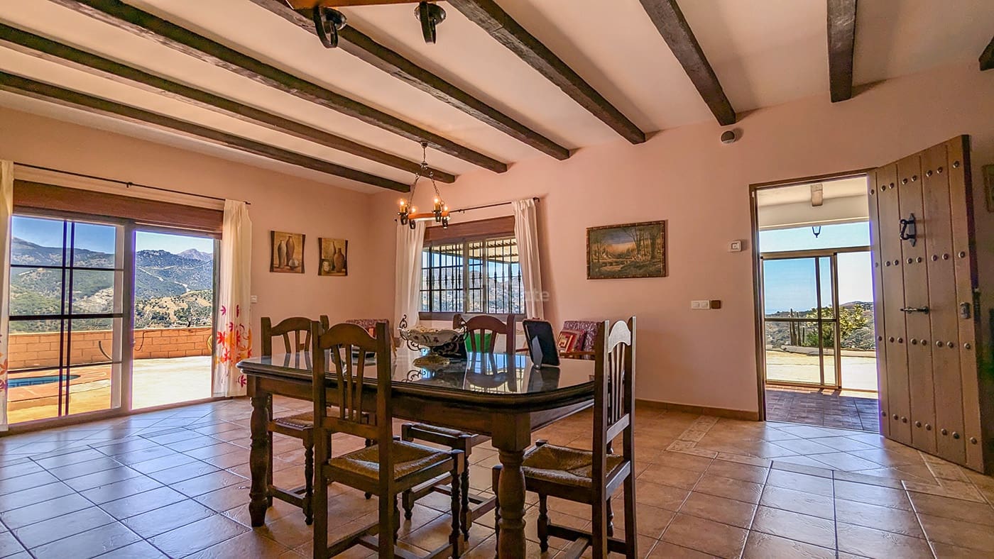 3 soveværelse Villa til leje i Archez med swimmingpool garage - € 1.000 (Ref: 9403489)