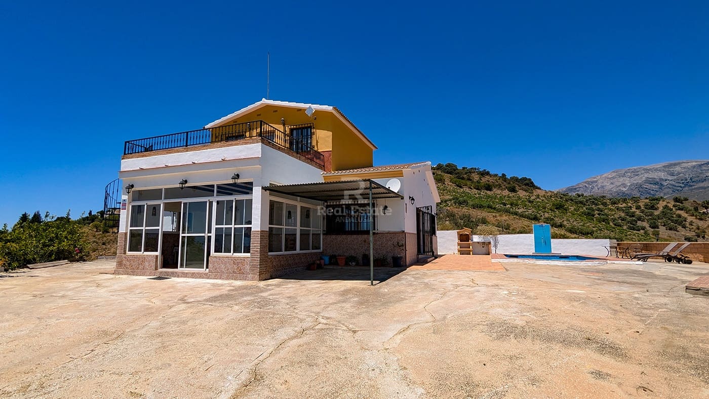 3 soveværelse Villa til leje i Archez med swimmingpool garage - € 1.000 (Ref: 9403489)