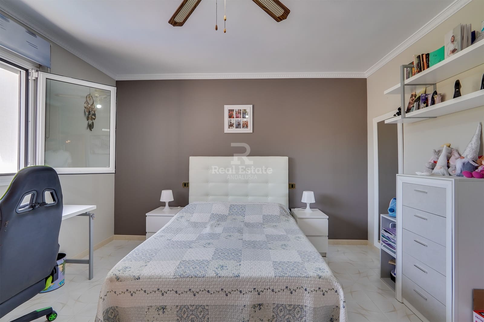 4 bedroom Villa for sale in Competa with pool garage - € 649,000 (Ref: 9489989)