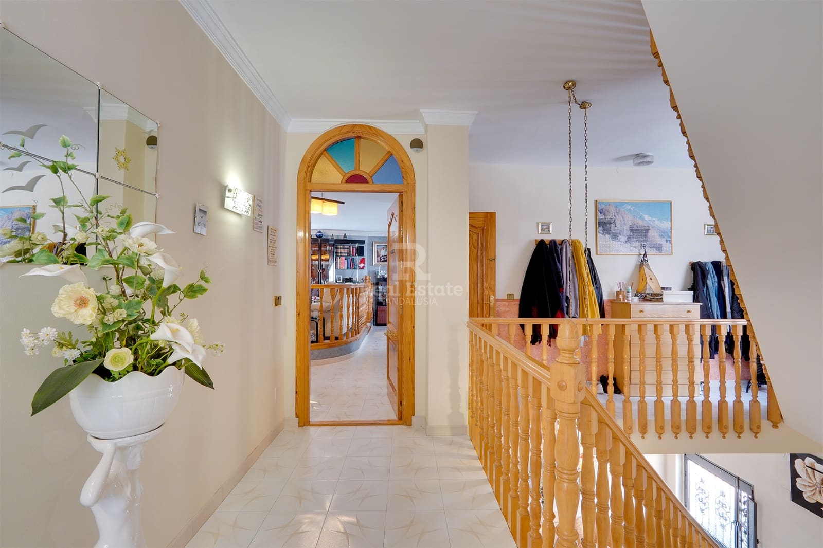 4 bedroom Villa for sale in Competa with pool garage - € 649,000 (Ref: 9489989)