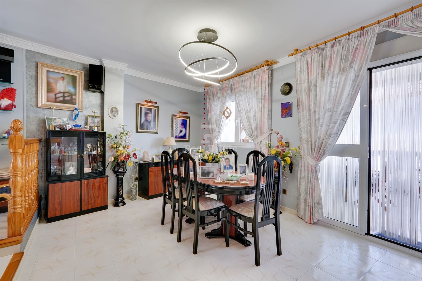 4 bedroom Villa for sale in Competa with pool garage - € 649,000 (Ref: 9489989)