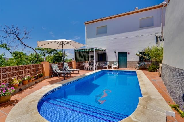 4 bedroom Villa for sale in Cómpeta with pool garage - € 649,000 (Ref: 9489989)