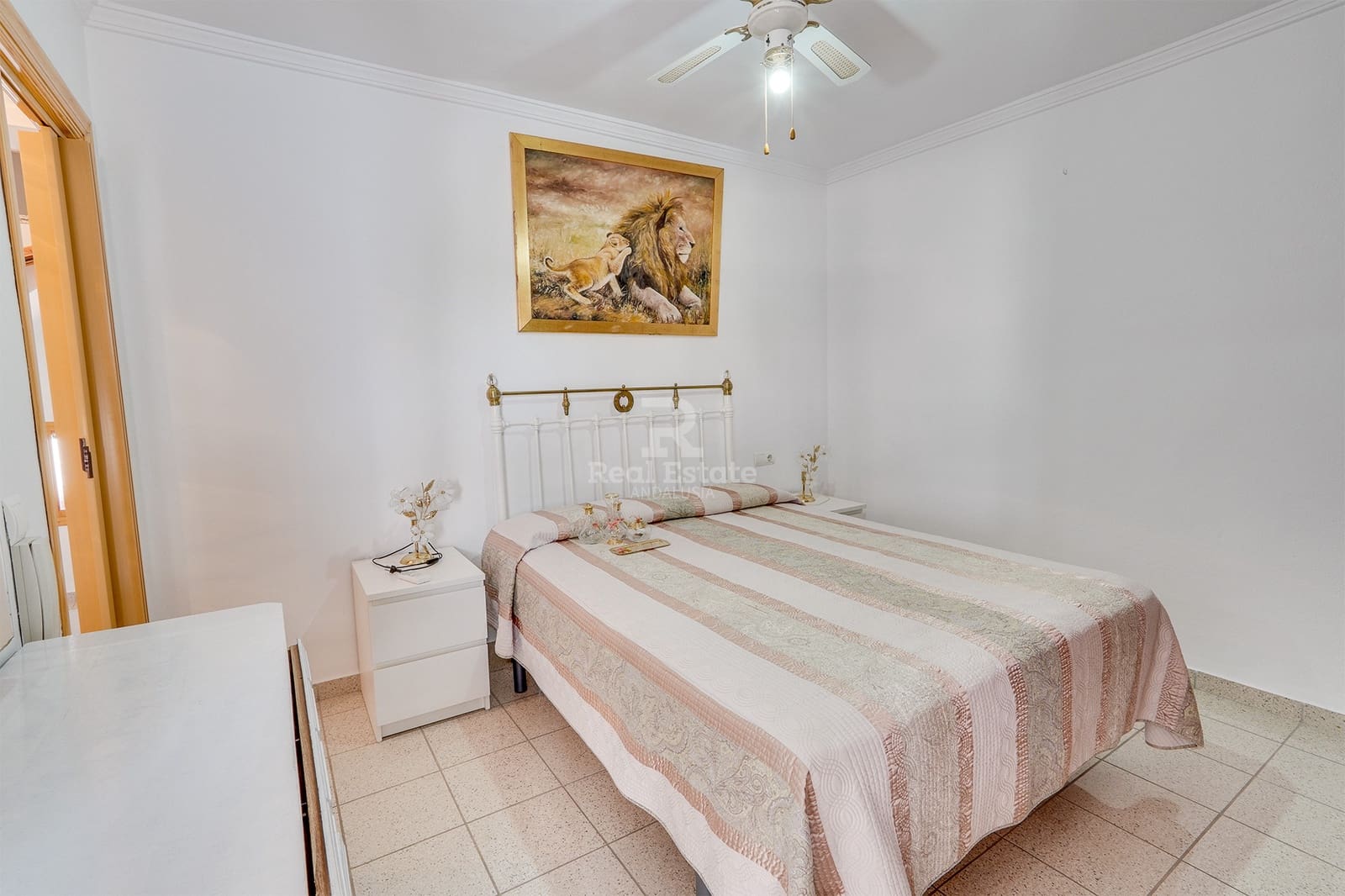 9 bedroom Townhouse for sale in Competa - € 750,000 (Ref: 9490062)