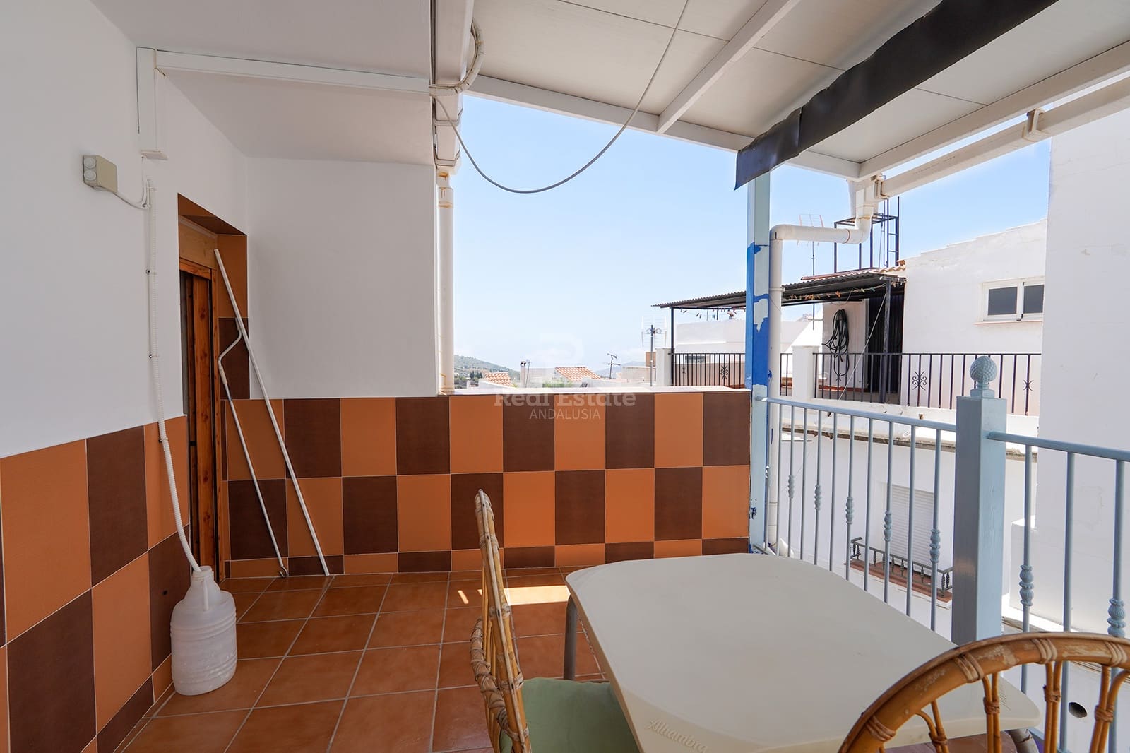 9 bedroom Townhouse for sale in Competa - € 750,000 (Ref: 9490062)