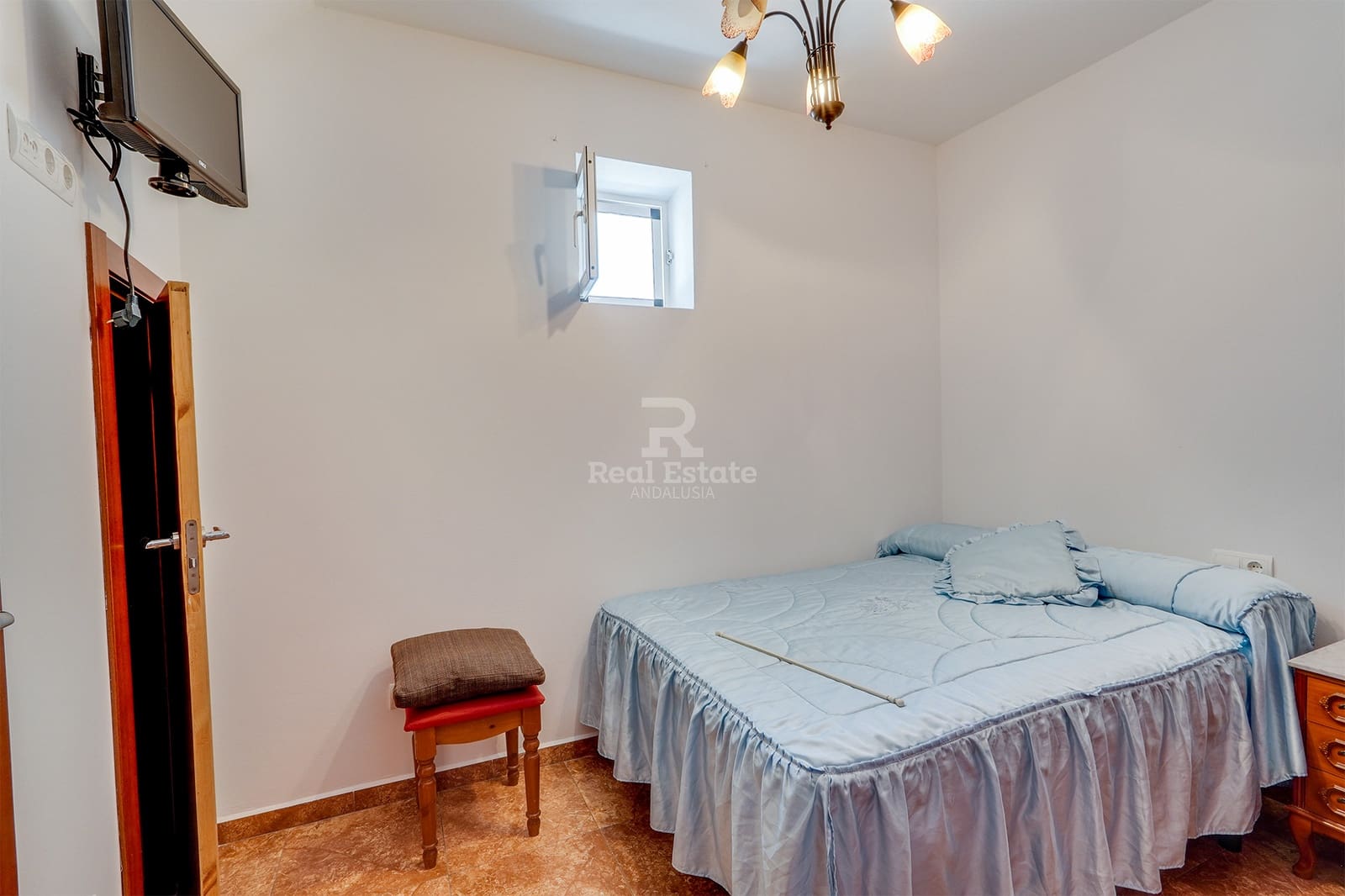 9 bedroom Townhouse for sale in Competa - € 750,000 (Ref: 9490062)