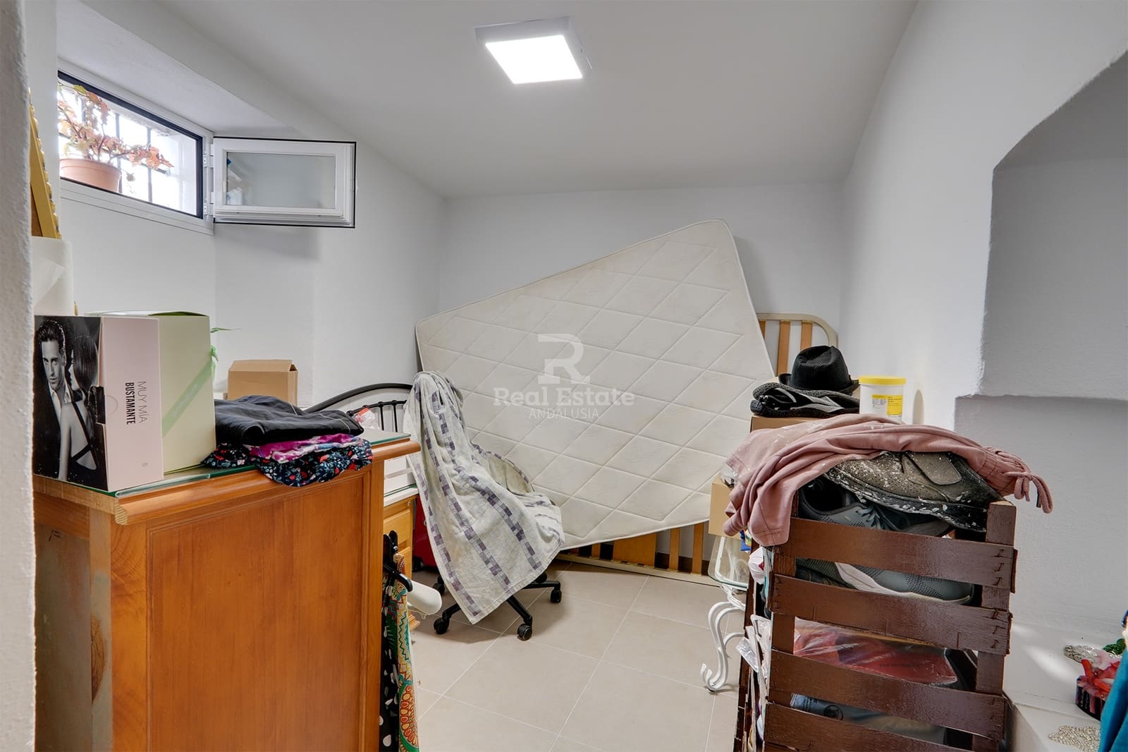 9 bedroom Townhouse for sale in Competa - € 750,000 (Ref: 9490062)