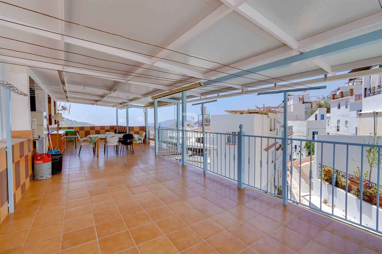 9 bedroom Townhouse for sale in Competa - € 750,000 (Ref: 9490062)