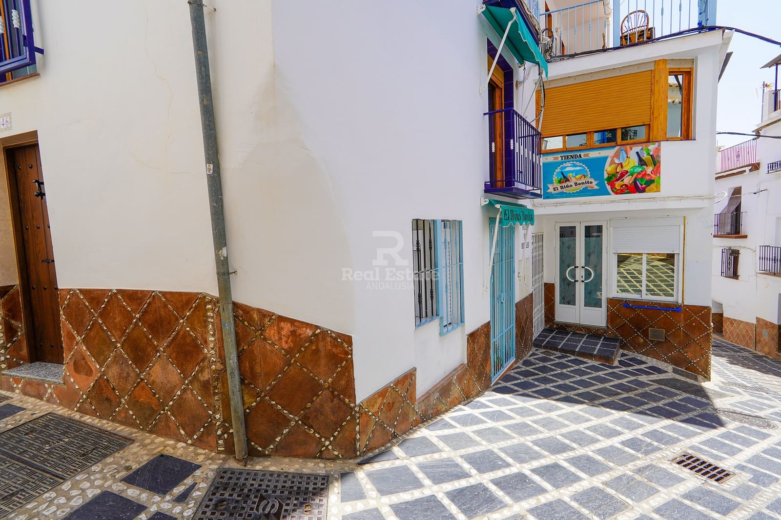 9 bedroom Townhouse for sale in Competa - € 750,000 (Ref: 9490062)