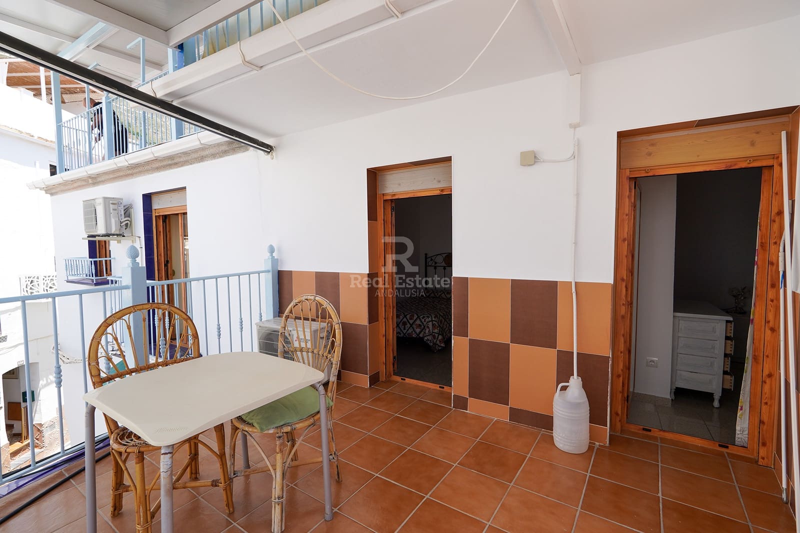 9 bedroom Townhouse for sale in Competa - € 750,000 (Ref: 9490062)