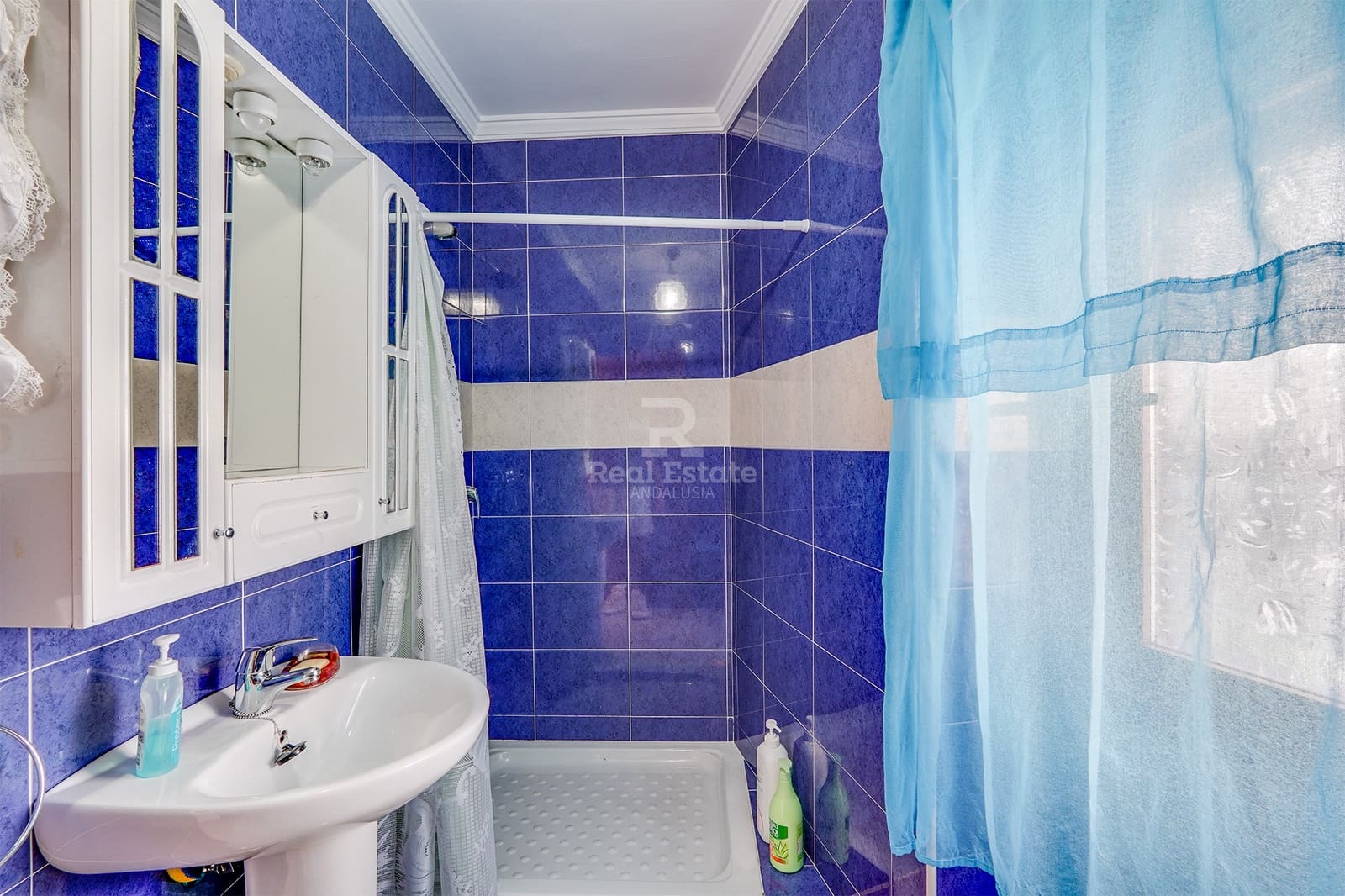 9 bedroom Townhouse for sale in Competa - € 750,000 (Ref: 9490062)