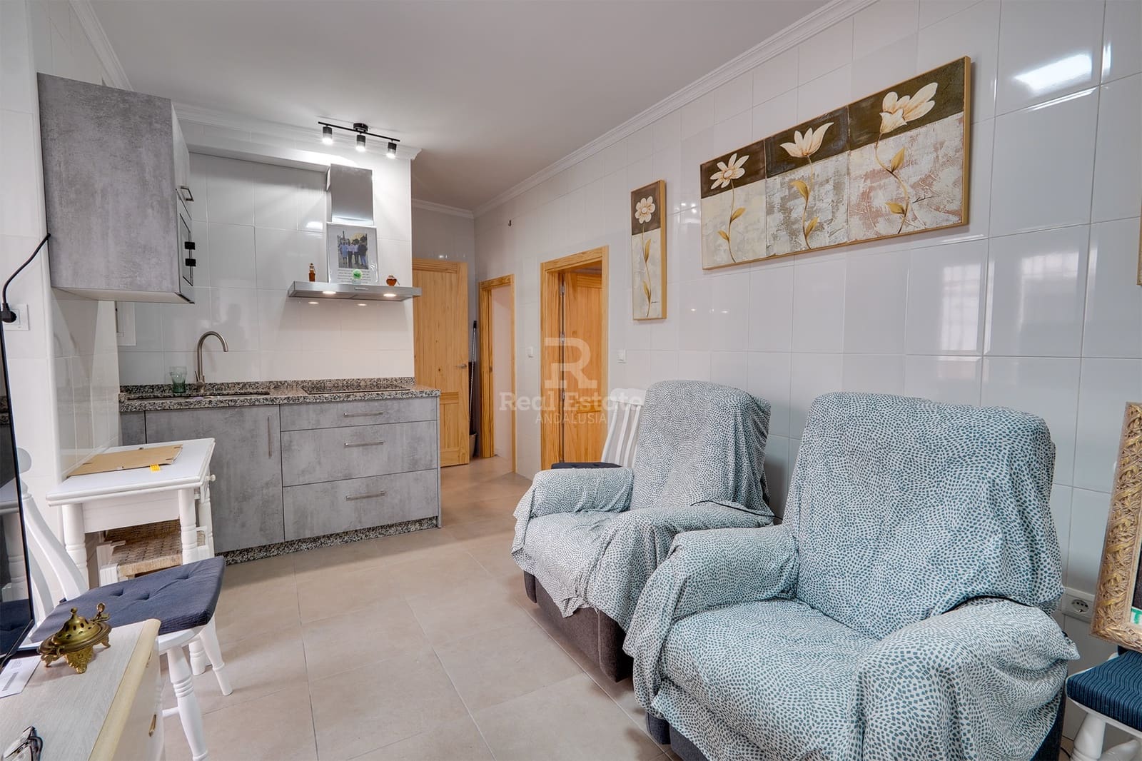 9 bedroom Townhouse for sale in Competa - € 750,000 (Ref: 9490062)