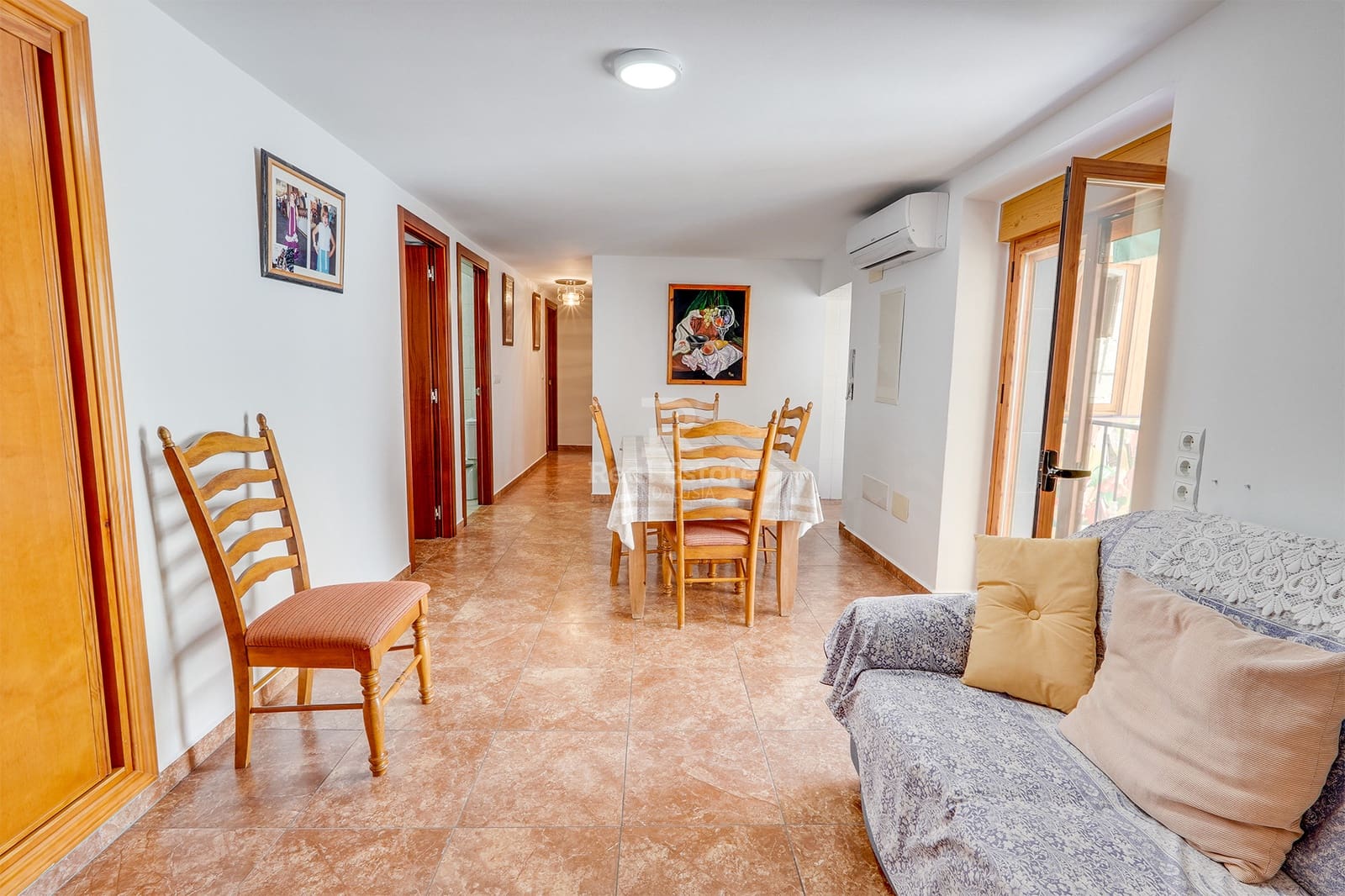 9 bedroom Townhouse for sale in Competa - € 750,000 (Ref: 9490062)