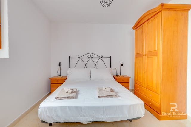 1 slaapkamer Huis te huur in Cómpeta - € 450 (Ref: 9570169)