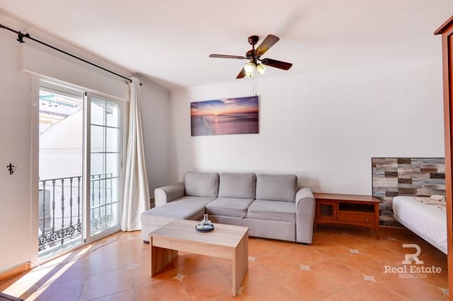 1 soveværelse Lejlighed til leje i Cómpeta - € 500 (Ref: 9571558)