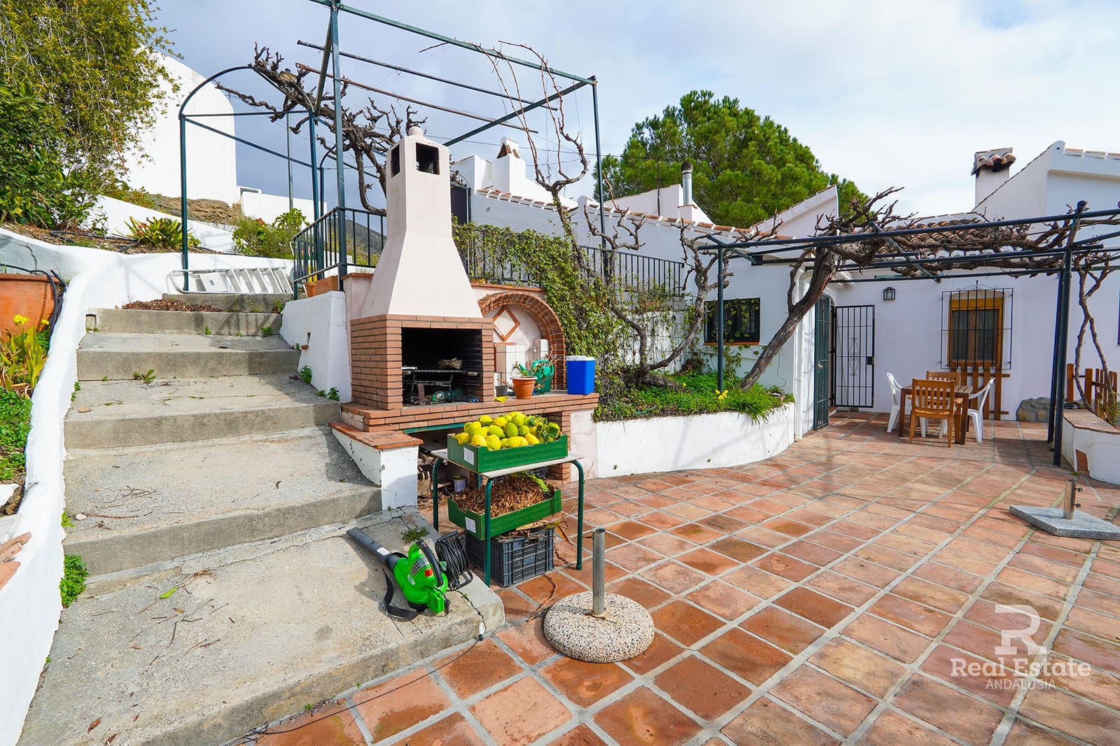 2 camera da letto Finca/Casa di Campagna da affittare in Competa con piscina garage - 1.100 € (Rif: 9571559)