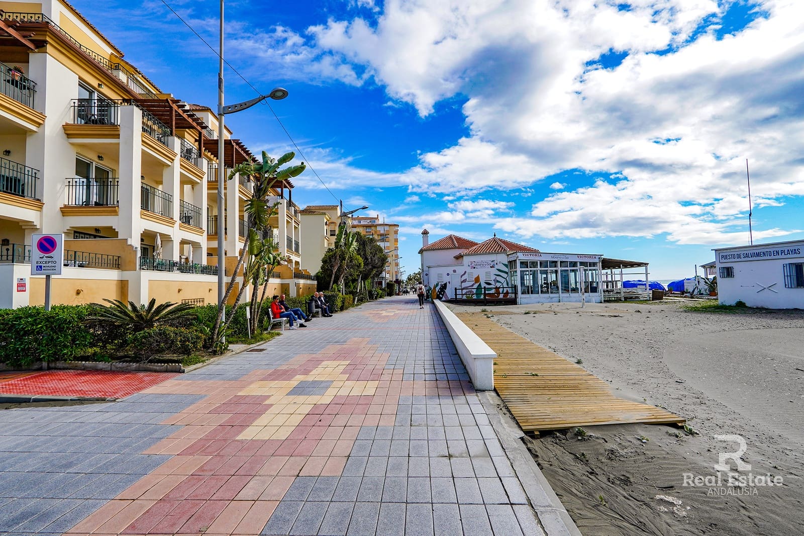 3 bedroom Terraced Villa for rent in Torrox-Costa with pool - € 1,500 (Ref: 9571589)