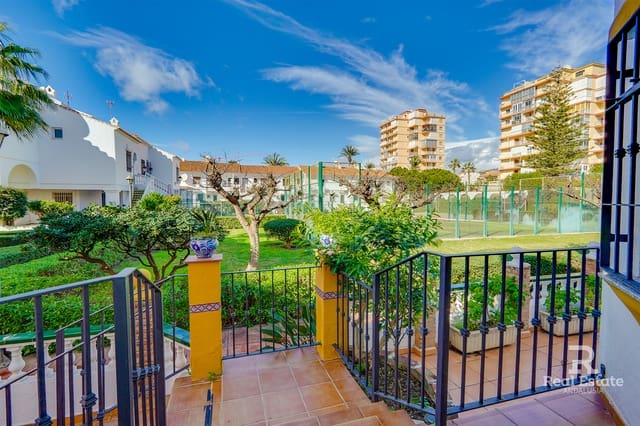 3 camera da letto Villetta a Schiera da affittare in Laguna Beach, Torrox con piscina - 1.500 € (Rif: 9571589)