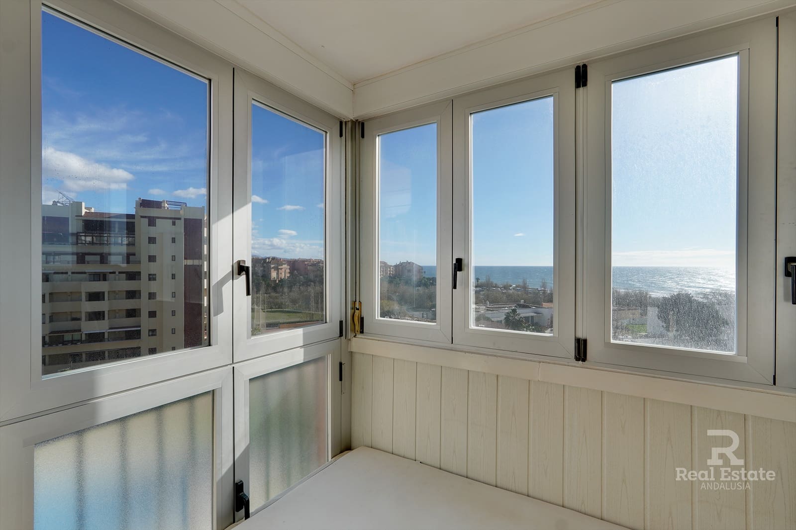 1 chambre Appartement à vendre à Torrox avec piscine - 239 000 € (Ref: 9571642)